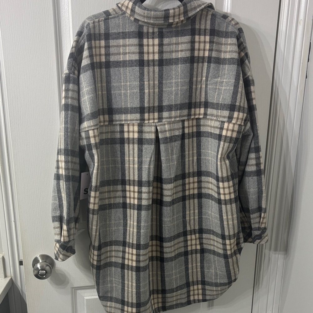 So Plaid Button-Up Shacket Shirt Jacket Oversized - Picture 3 of 11